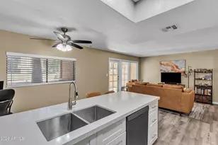 18811 N 19th Ave, Phoenix, AZ 85027 - Photo 6
