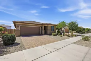 17715 W Via De Luna Dr, Surprise, AZ 85387 - Photo 2