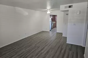 3810 E Earll Dr, Phoenix, AZ 85018 - Photo 2