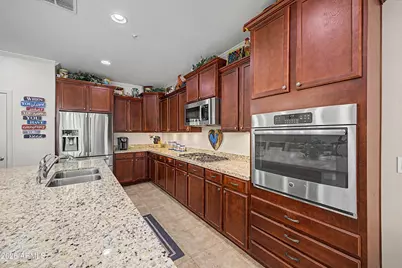 13778 W Tyler Trail, Peoria, AZ 85383 - Photo 6