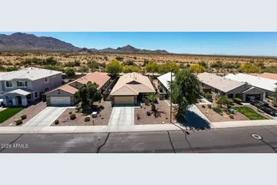 2215 E Hazeltine Way, Gilbert, AZ 85298 - Photo 4