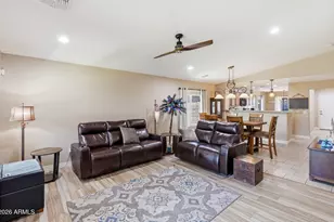 2215 E Hazeltine Way, Gilbert, AZ 85298 - Photo 8