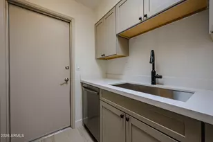 10821 W Thunderbird Blvd, Sun City, AZ 85351 - Photo 10