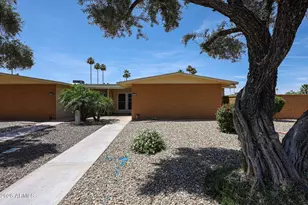 10821 W Thunderbird Blvd, Sun City, AZ 85351 - Photo 26