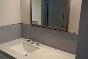 10610 S 48th St, Ahwatukee, AZ 85044 - Photo 4