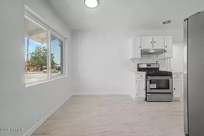 2827 W Cavalier Drive, Phoenix, AZ 85017 - Photo 14