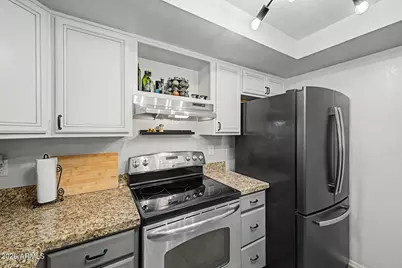 3549 E Le Marche Avenue, Phoenix, AZ 85032 - Photo 10