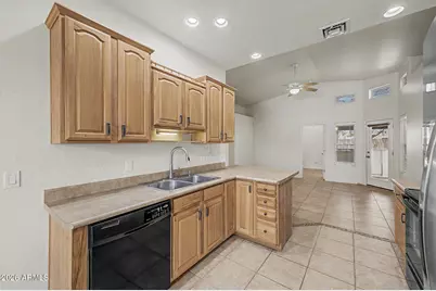 62 N Warren Street, Mesa, AZ 85207 - Photo 14