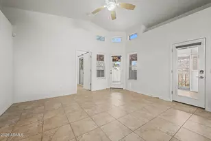 62 N Warren St, Mesa, AZ 85207 - Photo 8