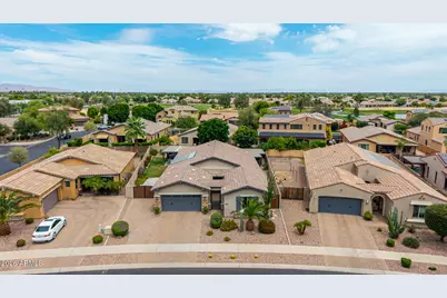 14468 W Desert Flower Drive, Goodyear, AZ 85395 - Photo 38