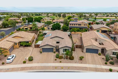14468 W Desert Flower Drive, Goodyear, AZ 85395 - Photo 32