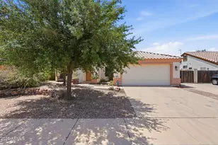 961 W Hopi Dr, Coolidge, AZ 85128 - Photo 2