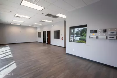 1940 W Elliot Road #B105, Gilbert, AZ 85233 - Photo 4