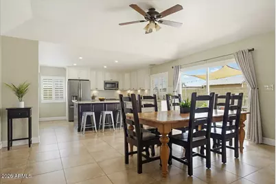 4611 W Echo Lane, Glendale, AZ 85302 - Photo 10