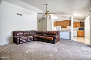 401 W Rosemonte Dr, Phoenix, AZ 85027 - Photo 8