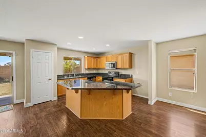 13857 W Cottonwood Street, Surprise, AZ 85374 - Photo 14