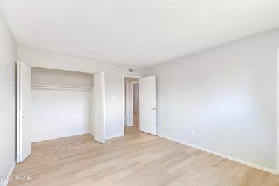 537 E Laguna Drive, Tempe, AZ 85282 - Photo 16