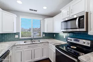 14635 N 87th Dr, Peoria, AZ 85381 - Photo 18
