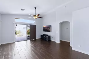 14635 N 87th Dr, Peoria, AZ 85381 - Photo 8