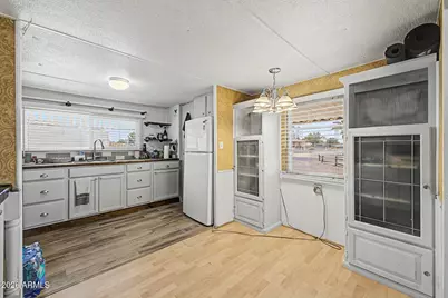15801 N 67th Avenue, Glendale, AZ 85306 - Photo 12
