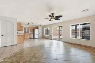 11319 W Madisen Ellise Dr, Surprise, AZ 85378 - Photo 6