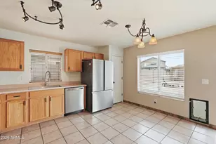 11319 W Madisen Ellise Dr, Surprise, AZ 85378 - Photo 8