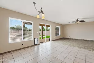 11319 W Madisen Ellise Dr, Surprise, AZ 85378 - Photo 4