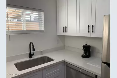 2502 N 29th Place #1, Phoenix, AZ 85008 - Photo 2