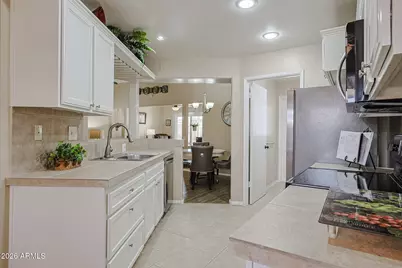 17417 N 105th Avenue N, Sun City, AZ 85373 - Photo 10