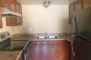 2804 N 43rd Ave, Phoenix, AZ 85009 - Photo 4