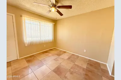 2804 N 43rd Avenue #Apt D, Phoenix, AZ 85009 - Photo 6