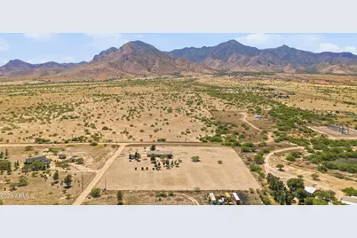 8011 E Chukar Valley Drive, Hereford, AZ 85615 - Photo 24