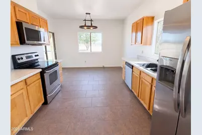 29918 N 225th Avenue, Wittmann, AZ 85361 - Photo 2