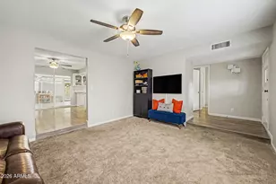 557 N Hobson Plaza, Mesa, AZ 85203 - Photo 10