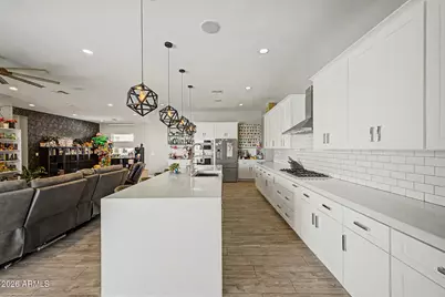 744 E Desert Lane, Phoenix, AZ 85042 - Photo 14