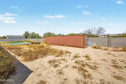 744 E Desert Lane, Phoenix, AZ 85042 - Photo 42