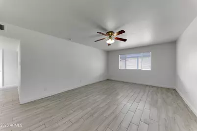 4754 N 39th Avenue, Phoenix, AZ 85019 - Photo 12