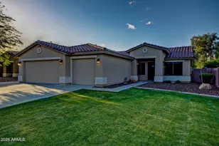 2442 E Pony Ln, Gilbert, AZ 85295 - Photo 2