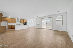 17444 W Saguaro Vis Dr, Surprise, AZ 85387 - Photo 6