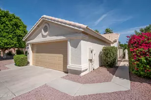 15644 W Piccadilly Rd, Goodyear, AZ 85395 - Photo 2