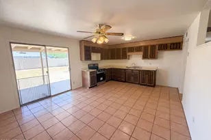 2831 N 70th Dr, Phoenix, AZ 85035 - Photo 2