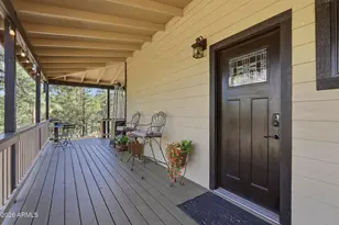2060 Gilbert Ln, Overgaard, AZ 85933 - Photo 20