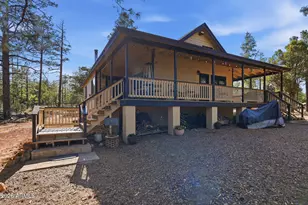2060 Gilbert Ln, Overgaard, AZ 85933 - Photo 12