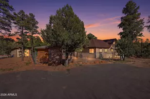 2060 Gilbert Ln, Overgaard, AZ 85933 - Photo 2