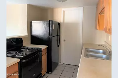 4514 E Riverside Street, Phoenix, AZ 85040 - Photo 2