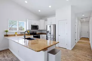 40724 N Central Ave, Phoenix, AZ 85086 - Photo 10