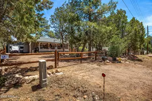 2893 Holiday Forest Dr, Overgaard, AZ 85933 - Photo 2
