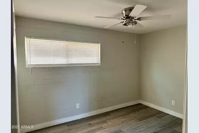 3219 E Earll Drive #Apt 2, Phoenix, AZ 85018 - Photo 6