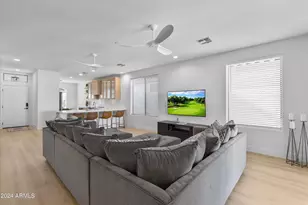 1084 E Susan Ln, Tempe, AZ 85288 - Photo 18