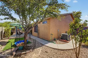 2677 S Conestoga Rd, Apache Junction, AZ 85119 - Photo 24